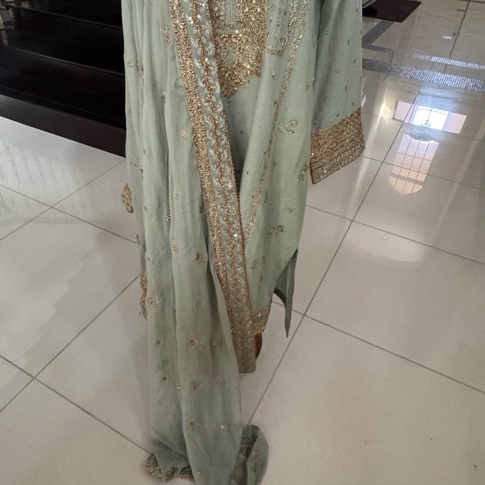 Green and Gold Kurta with Intricate Embroidery